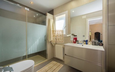 A beautiful villa combining privacy, luxury and comfort.